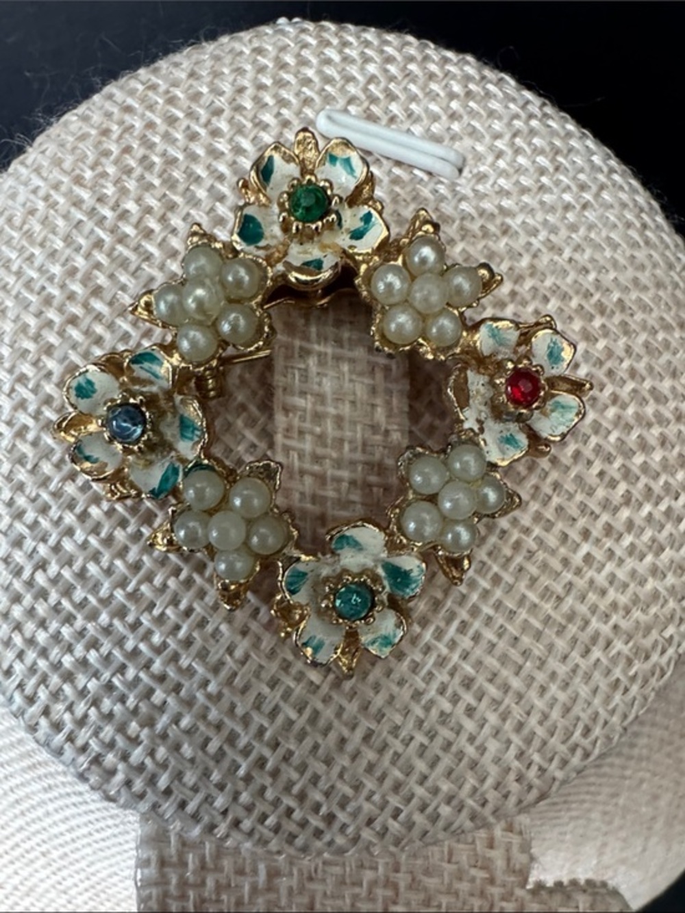 VTG Mid-Century Textured Gold Tone Geometric Brooch